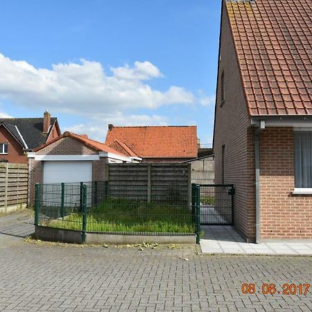 Damon II Apartment Poelkapelle Exterior foto